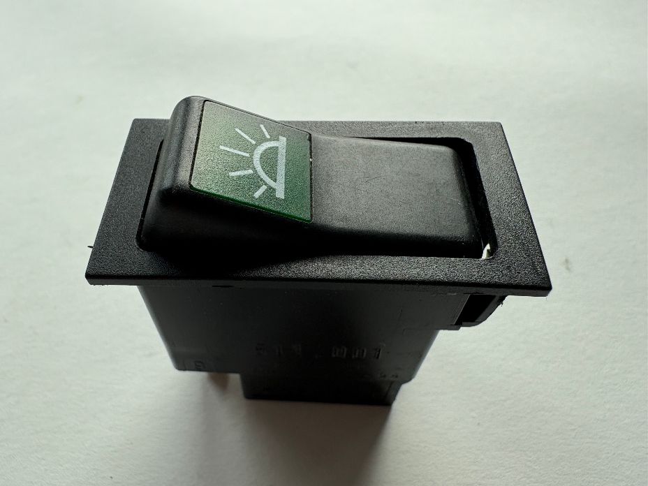 SWF / Britax 511.001 Illuminated Off/On Rocker Switch - Interior Lights 3