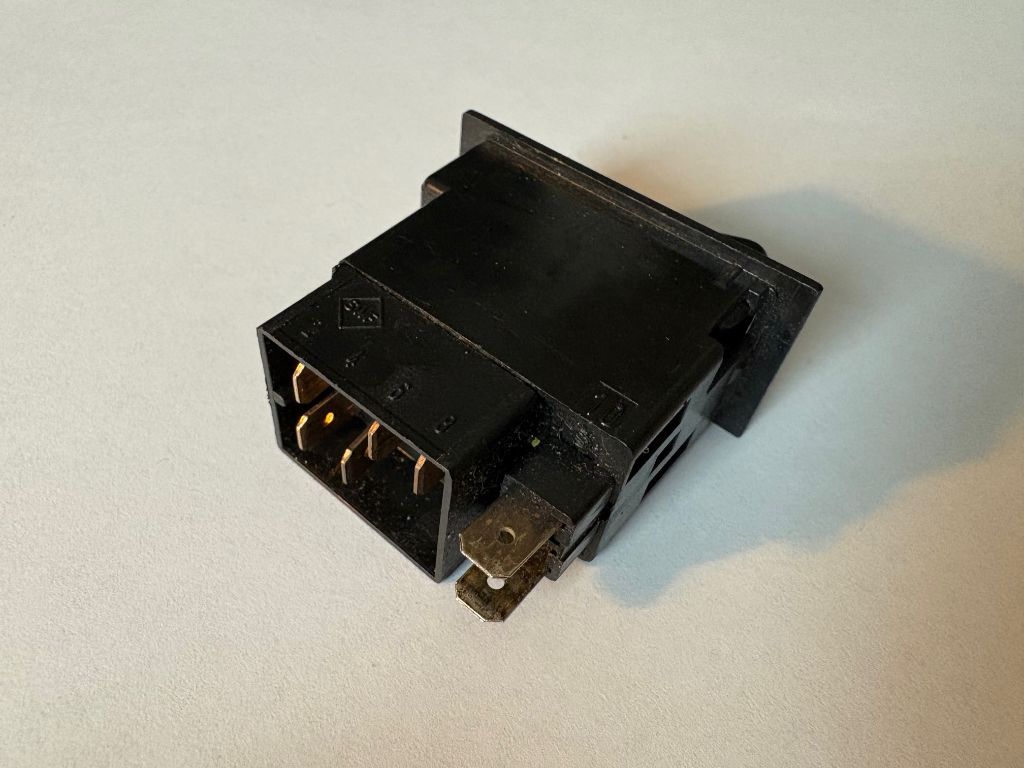 SWF / Britax 511.0138 Illuminated On/On/Off Rocker Switch - Beacons